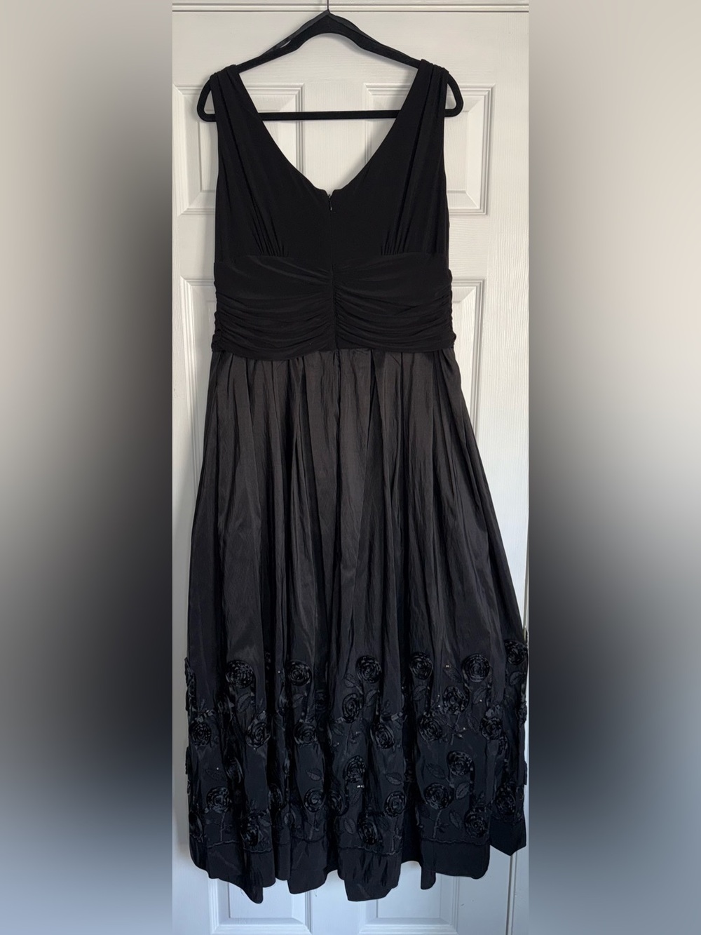 IGNITE EVENINGS 2 PC Set Black Sequin Rosette Gown + Bolero Jacket 18W Formal - Picture 9 of 16